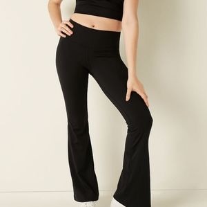 Victoria's Secret PINK Ultimate flare leggings black XXL